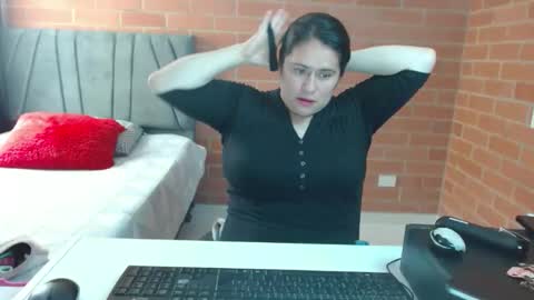 paula__117 online show from March 21, 2026, 7:06 pm