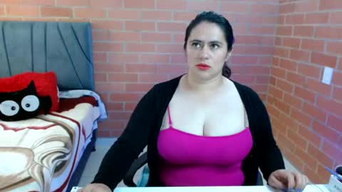 Snapshot of paula__117 chatting on July 21, 2026, 8:11 pm paula__117 online show from July 21, 2026, 8:11 pm