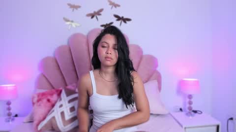 Paula   online show from September 26, 2025, 11:58 am