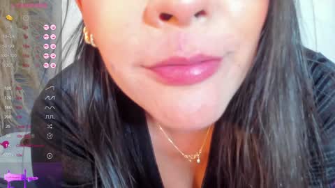 Pau online show from January 13, 2025, 10:13 pm