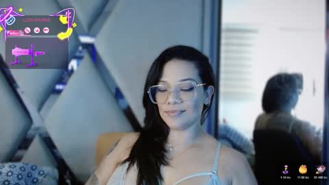 Paula online show from October 27, 2025, 9:30 pm