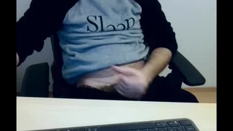 Snapshot of paulbazo83 chatting on December 4, 2025, 2:59 pm paulbazo83 online show from December 4, 2025, 2:59 pm