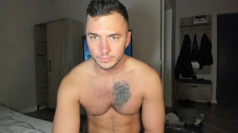 paulblack021 online show from April 3, 2026, 9:13 pm