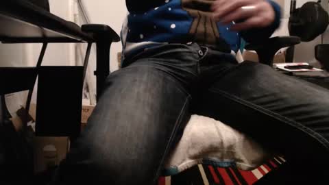 paulie120464 online show from December 16, 2024, 5:43 pm