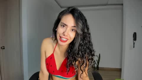 paulina online show from February 16, 2025, 1:03 am