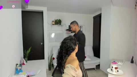 paulina online show from May 24, 2026, 8:41 am