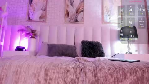 paulina johns online show from April 15, 2026, 4:03 pm