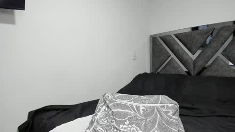 Paulina online show from November 13, 2025, 11:25 pm