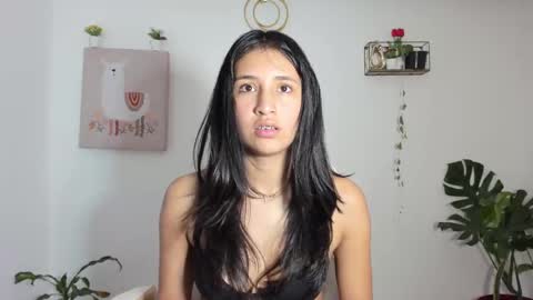 Snapshot of paulina_moons_1 chatting on March 9, 2025, 1:35 am paulina moos 1 online show from March 9, 2025, 1:35 am