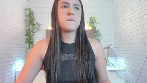 Paulina  online show from February 12, 2025, 12:22 pm