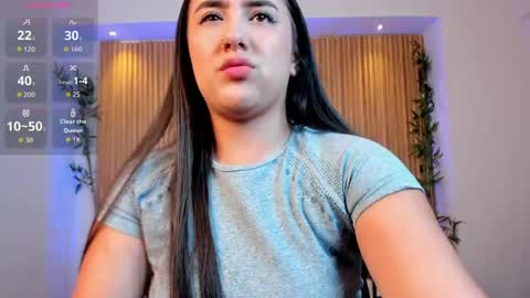Snapshot of paulina_sweett chatting on May 7, 2026, 1:05 pm Paulina online show from May 7, 2026, 1:05 pm