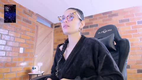 Paulina online show from January 12, 2025, 3:46 pm