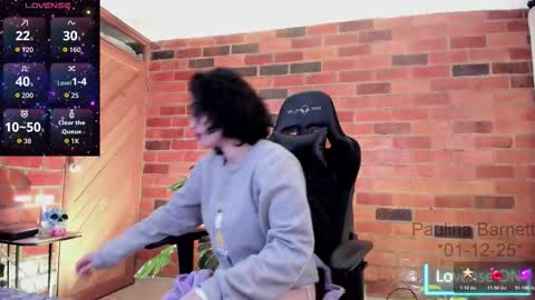 Paulina online show from December 2, 2025, 4:51 am