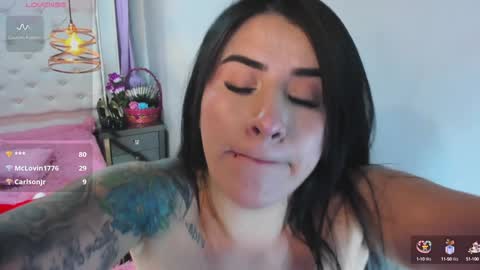 paulinabelen21 online show from December 28, 2024, 6:49 am