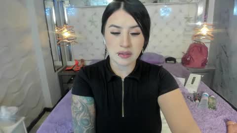 paulinabelen21 online show from December 20, 2025, 3:35 am