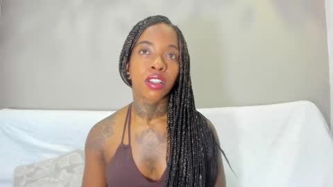 Pauline online show from September 9, 2025, 1:38 am