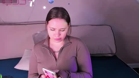 Erica online show from October 19, 2025, 10:05 am