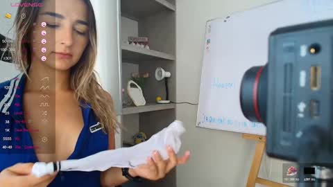 paulirose online show from November 9, 2025, 4:05 pm