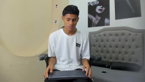 Paull Cassidy online show from December 4, 2025, 11:19 am