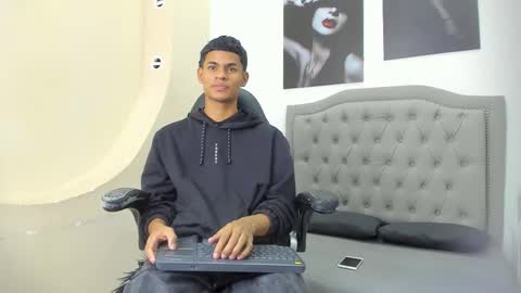 Paull Cassidy online show from December 5, 2025, 11:52 am