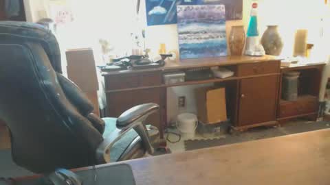 paulleroy online show from January 24, 2025, 12:31 am