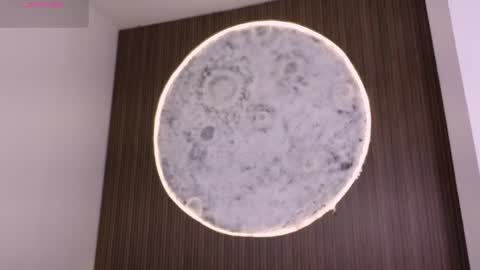 Paulo online show from April 12, 2026, 3:55 am