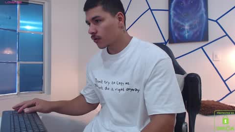 Paulo online show from January 3, 2025, 1:03 pm