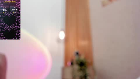 Dani online show from February 4, 2025, 7:00 pm