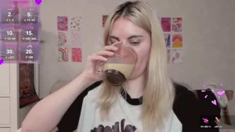 Allisses online show from December 27, 2024, 3:48 pm