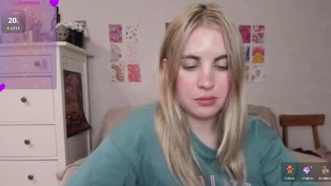 Allisses online show from January 22, 2025, 8:17 pm