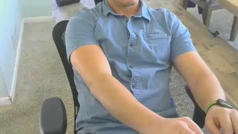 Snapshot of pbjelly88 chatting on February 28, 2025, 8:18 pm pbjelly88 online show from February 28, 2025, 8:18 pm