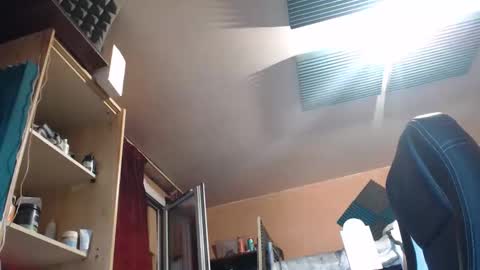 pc8474408 online show from April 15, 2026, 8:09 pm