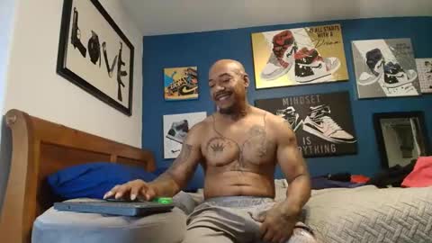 Phenomenal online show from November 24, 2025, 2:33 am