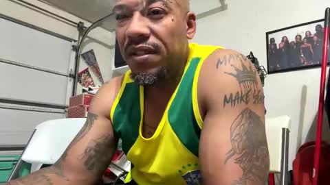 Phenomenal online show from April 21, 2026, 2:51 am