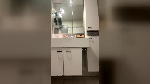 pe770100 online show from April 13, 2026, 6:08 am