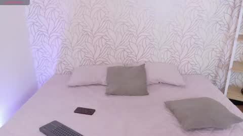 Snapshot of peach_babe_ chatting on June 21, 2026, 3:42 am Peach online show from June 21, 2026, 3:42 am