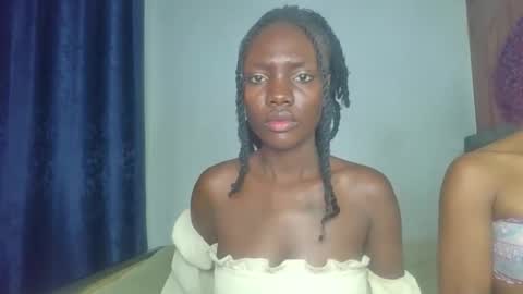 Snapshot of peach_ebonny chatting on April 15, 2026, 9:26 pm peach_ebonny online show from April 15, 2026, 9:26 pm