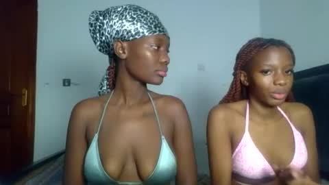 peach_ebonny online show from June 3, 2026, 8:39 am