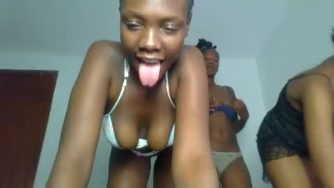 peach_ebonny online show from June 29, 2026, 10:15 am