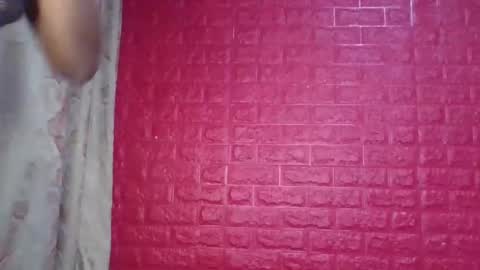 peach_melbah online show from April 12, 2026, 10:09 am