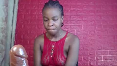 peach_melbah online show from April 22, 2026, 9:33 am