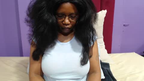 Snapshot of peachassxx chatting on June 16, 2026, 5:32 am peachy online show from June 16, 2026, 5:32 am