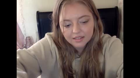 PeachRitual online show from September 14, 2025, 7:46 pm