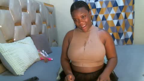 Peachy online show from April 19, 2026, 6:10 pm