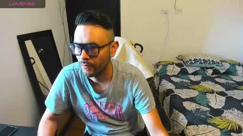 Tangerine Penaut online show from February 3, 2025, 8:24 pm