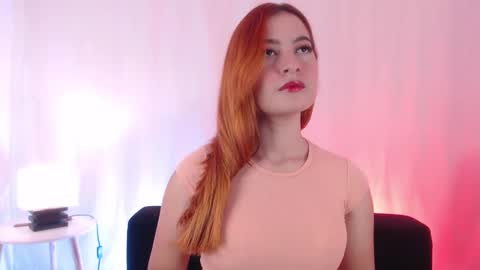 Snapshot of pear__moon chatting on February 4, 2025, 3:00 am LILLY online show from February 4, 2025, 3:00 am