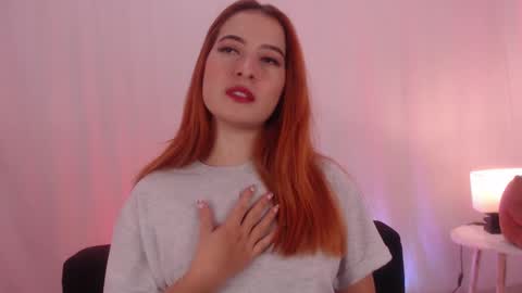 Snapshot of pear__moon chatting on March 2, 2025, 4:07 am LILLY online show from March 2, 2025, 4:07 am