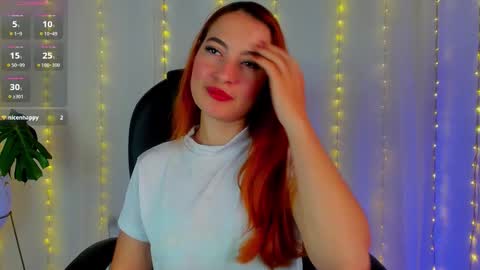 Snapshot of pear__moon chatting on December 20, 2025, 1:56 am LILLY online show from December 20, 2025, 1:56 am