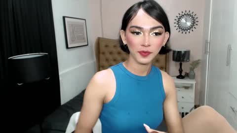 Pearl online show from March 2, 2025, 9:32 pm