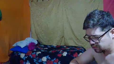 pecadodulce online show from November 19, 2025, 5:35 pm